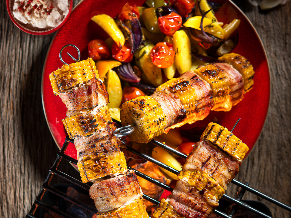 Grillspieße mit Gemüse und Gorgonzolacreme