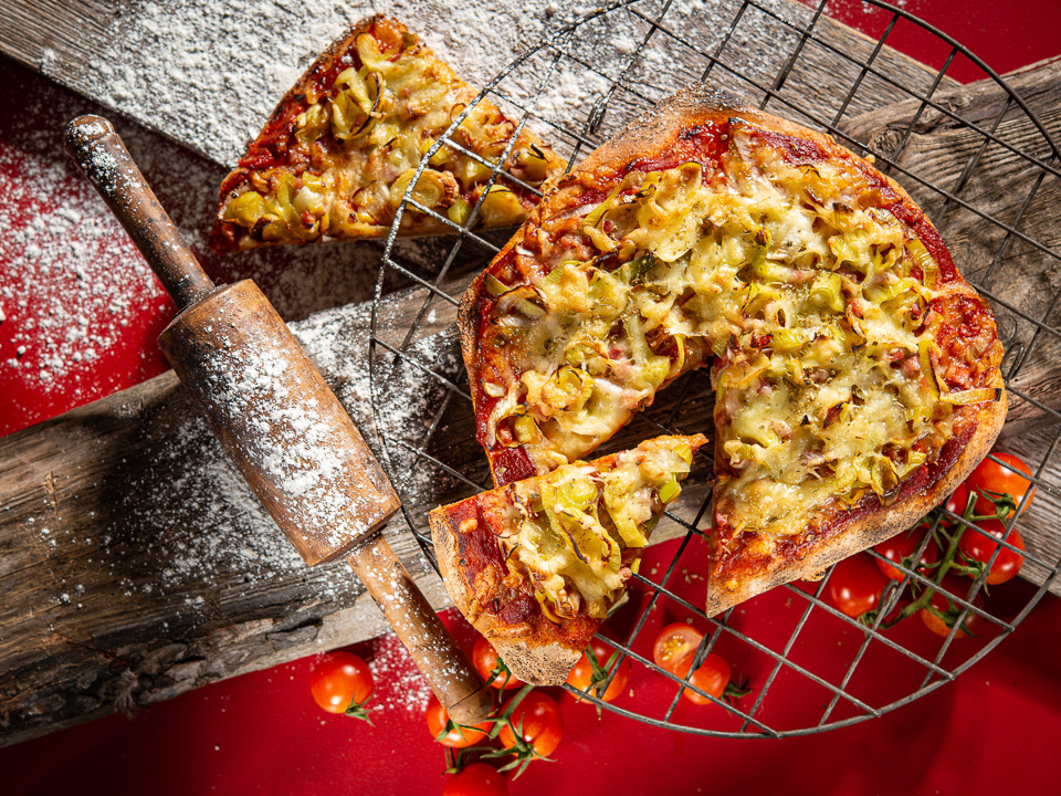 Porree-Pizza mit Speck Porree-Pizza mit Speck