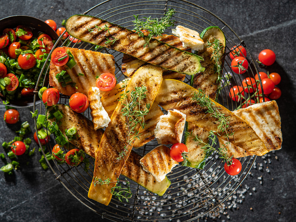 Zucchini und Halloumi vom Grill