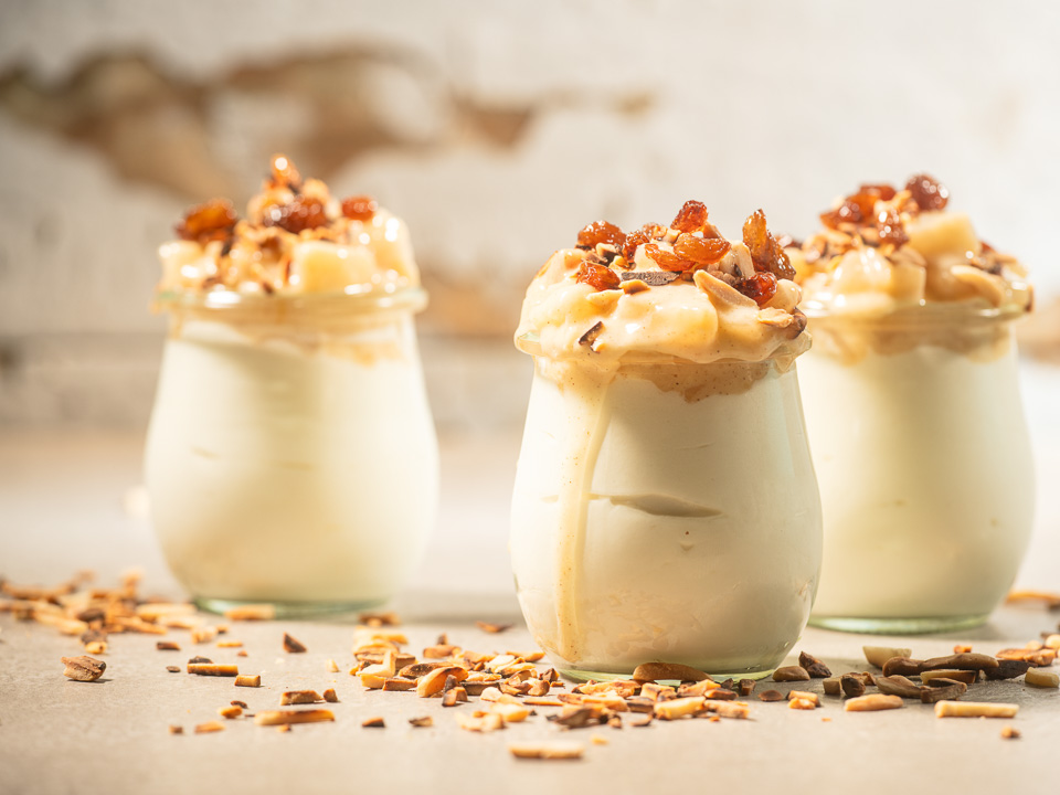 Sahnejoghurt mit Zimtbirnen