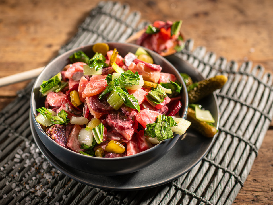 Kartoffelsalat mit Rote Bete und Mangold Kartoffelsalat mit Rote Bete und Mangold