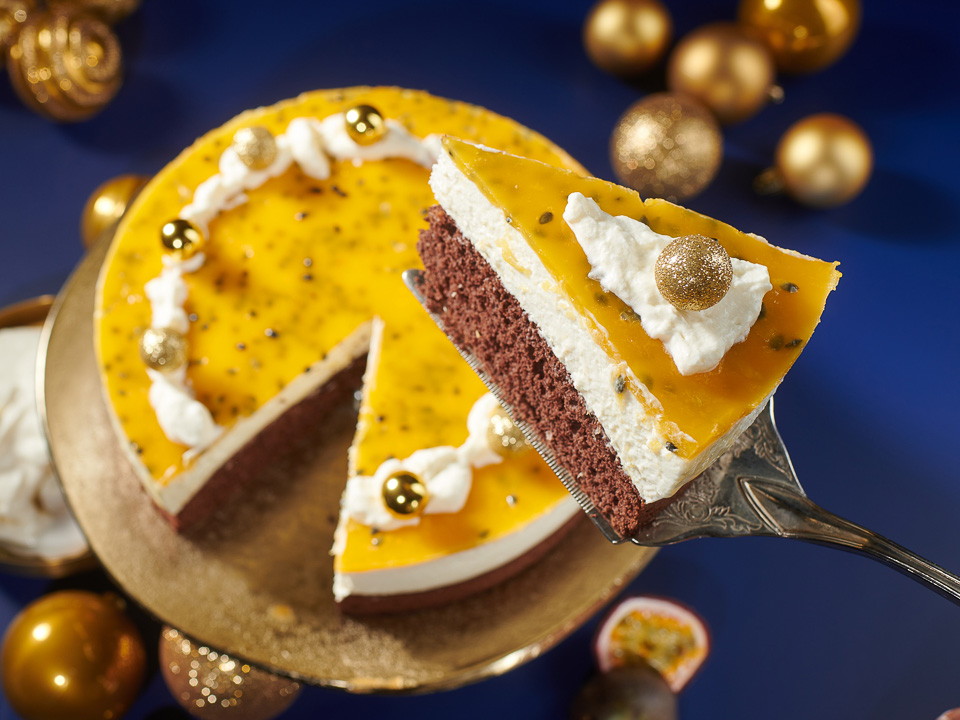 Schokotorte mit Passionsfruchtspiegel Schokotorte mit Passionsfruchtspiegel