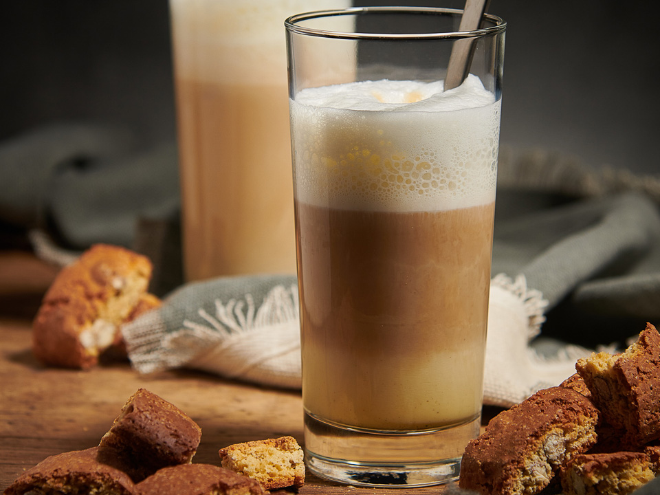 Latte Macchiato mit Eierlikör Latte Macchiato mit Eierlikör