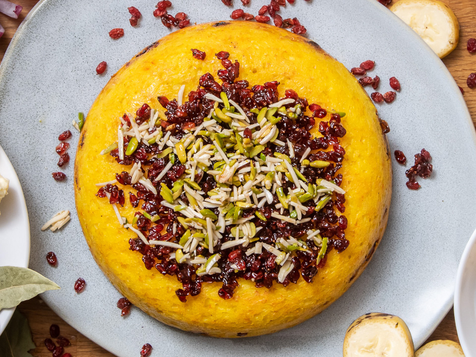 Tahchin (Safranreis mit Hühnchen) Tahchin (Safranreis mit Hühnchen)
