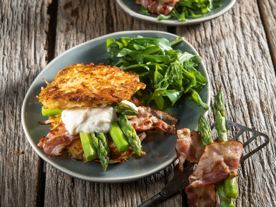 Röstiburger mit Spargel
