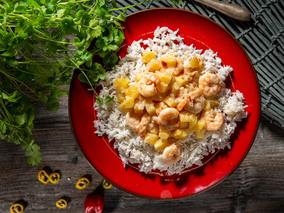 Ananas-Garnelen-Pfanne mit Basmatireis