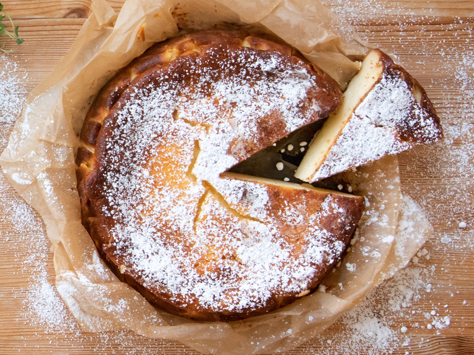 Sernik (Käsekuchen auf polnische Art) Sernik (Käsekuchen auf polnische Art)