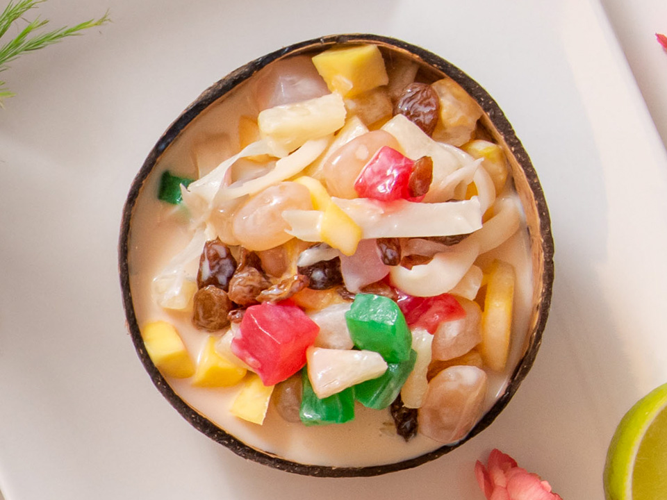 Filipino prutas ensalada (Obstsalat auf philippinische Art) Filipino prutas ensalada (Obstsalat auf philippinische Art)