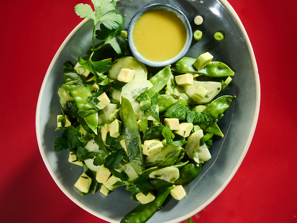 Zuckerschoten-Avocado-Salat