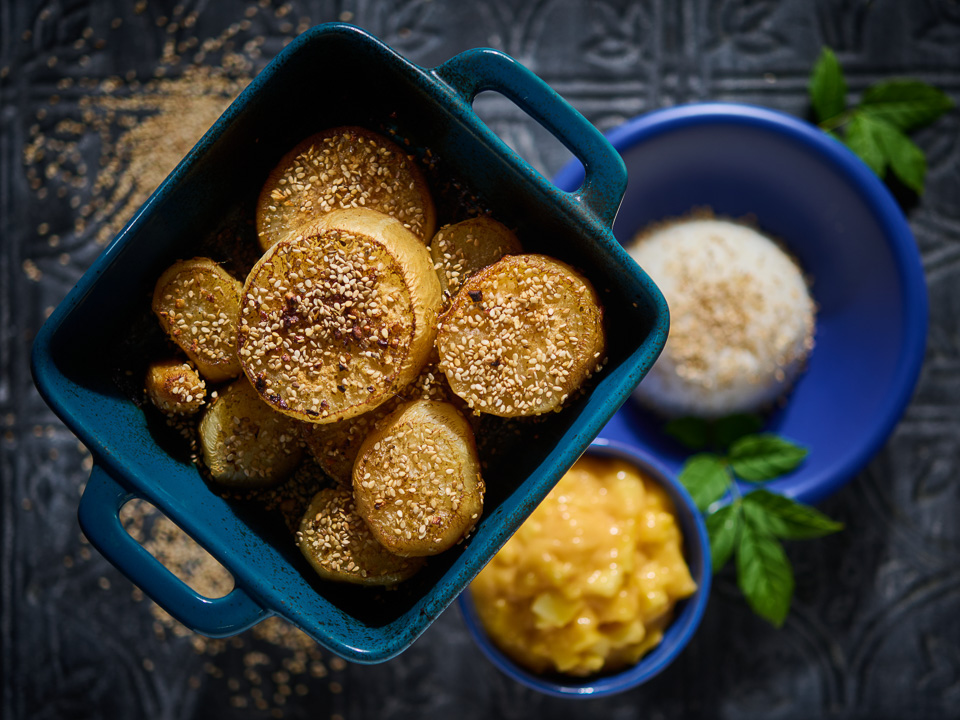 Miso-Rettich aus dem Ofen Miso-Rettich aus dem Ofen