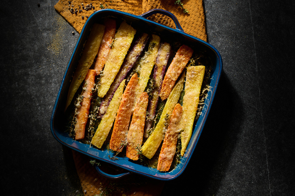 Gebackene bunte Möhren mit Parmesan