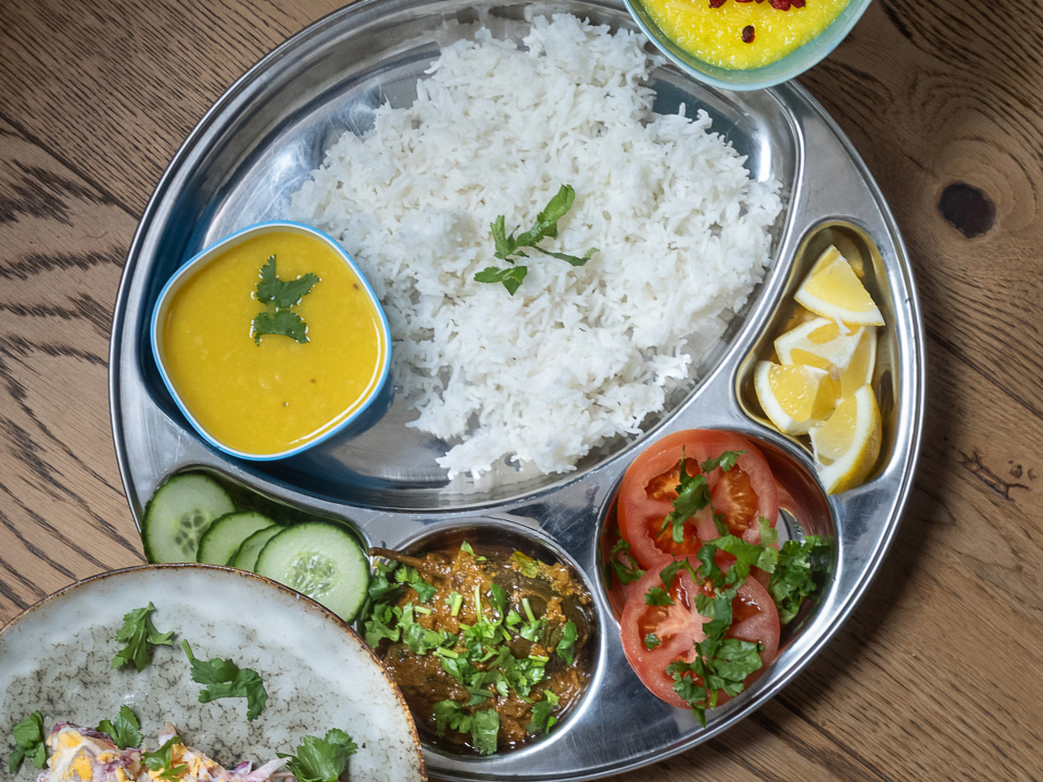 Bharwa Baingan (Gefüllte Auberginen in Currysoße)